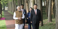 习近平同印度总理莫迪散步交谈 - 宁夏新闻网